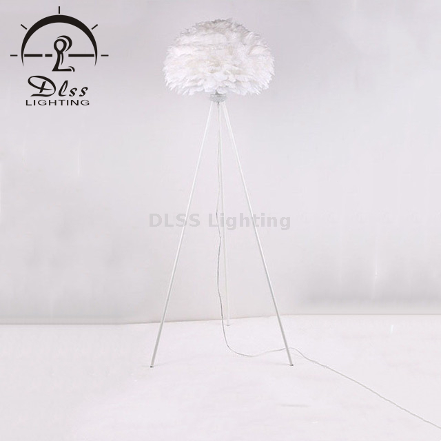 الإلهام من تصميم الإضاءة أبيض ، رمادي ، مصباح طاولة ثلاثي القوائم ، مصباح أرضي 9812